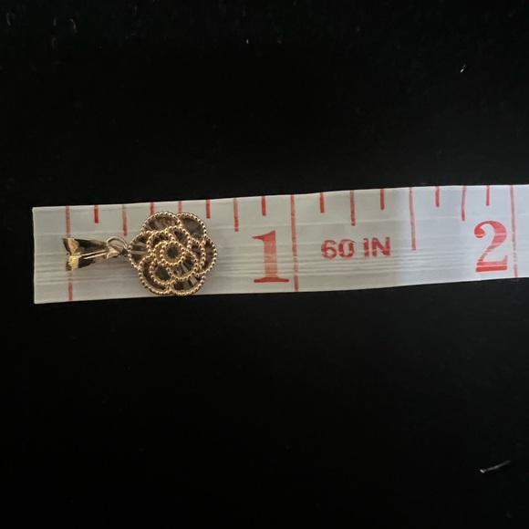 Elegant 14k Rose Gold Pendant - Picture 7 of 8